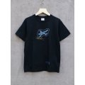 shiii+po　「立入禁止」の背守り入り　The GENBA Tee　Black　Ver.2　size 160