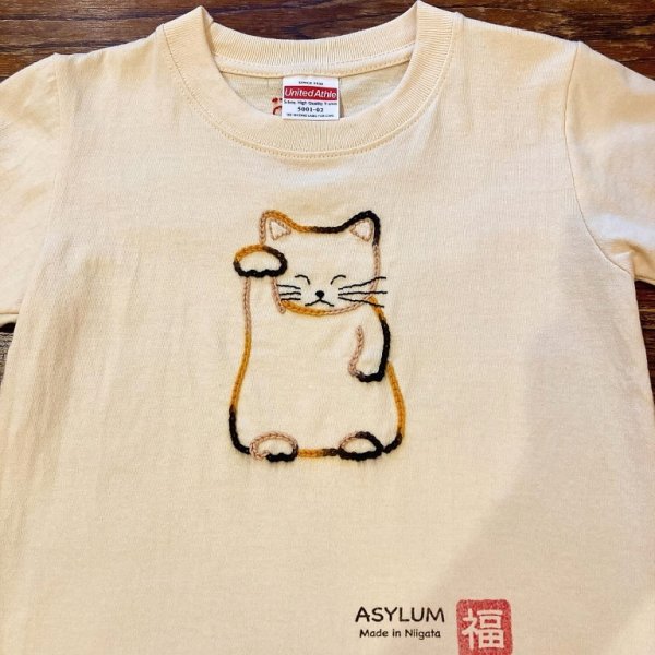 画像3: shiii+po　ミケ猫の招き猫＋福の背守りTee　Natural  size 90